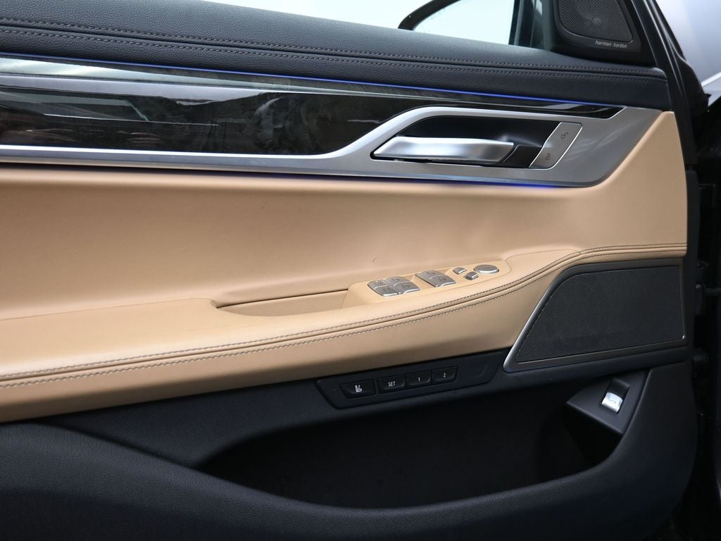 2022 BMW 7 Series 740i xDrive
