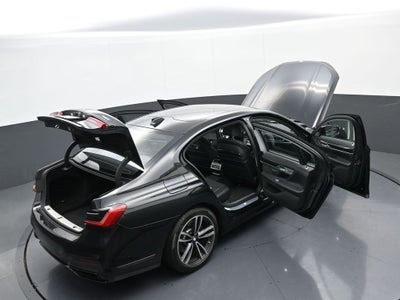 2022 BMW 7 Series 740i xDrive