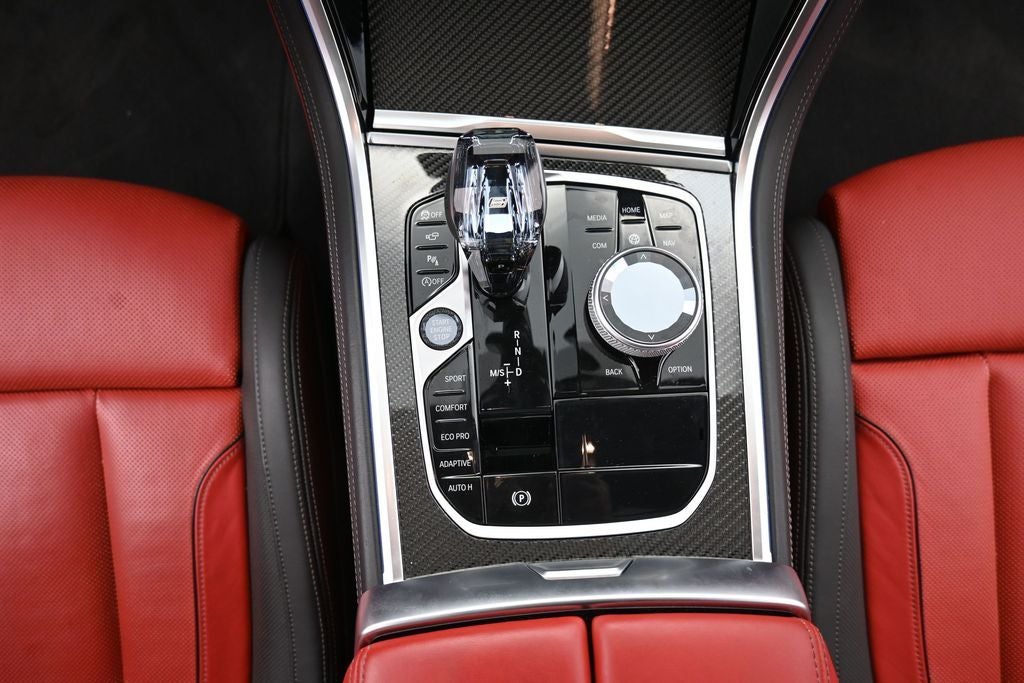 2024 BMW 8 Series M850i