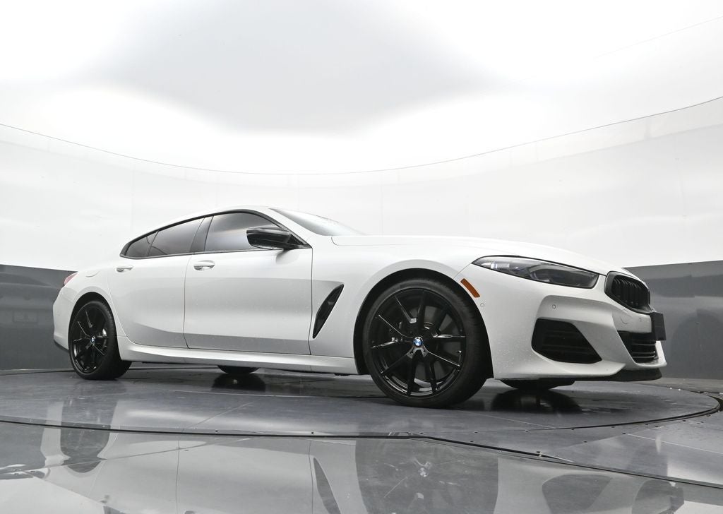 2024 BMW 8 Series M850i