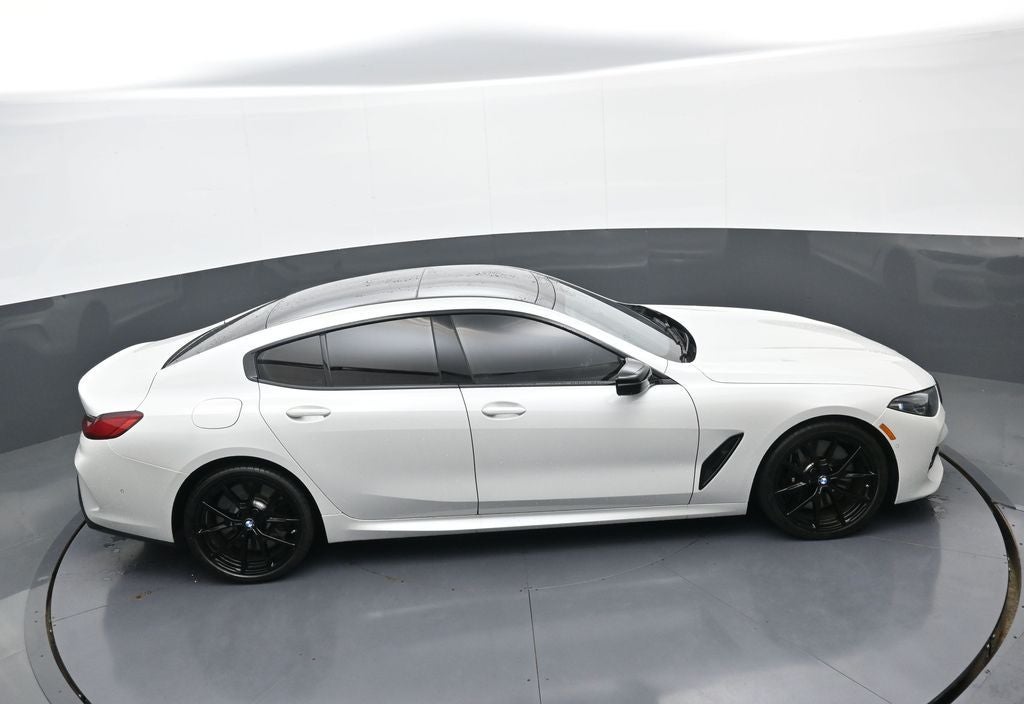 2024 BMW 8 Series M850i