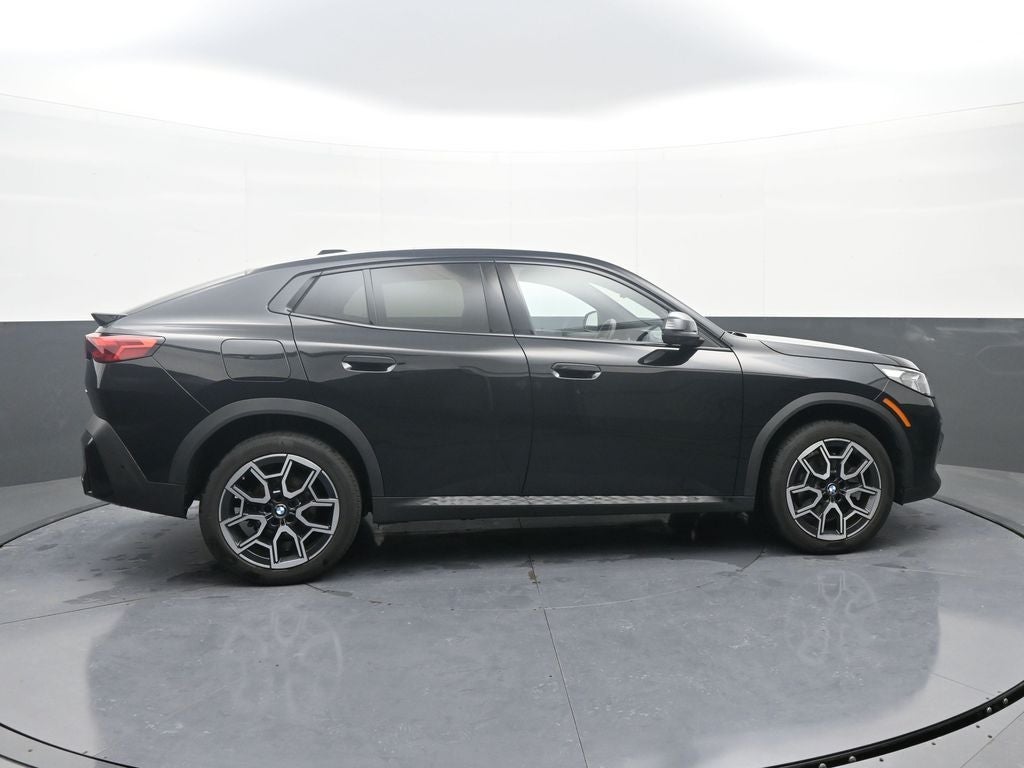 2025 BMW X2 xDrive28i