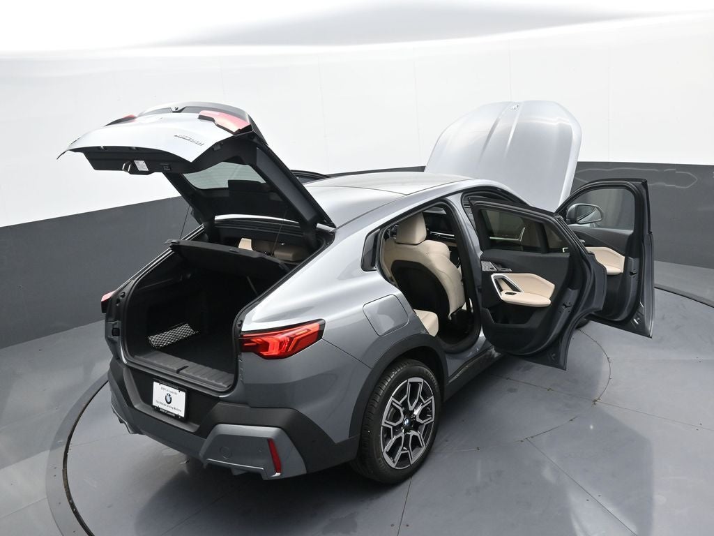 2025 BMW X2 xDrive28i