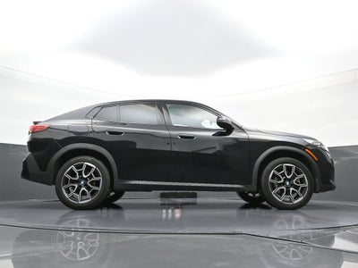 2025 BMW X2 xDrive28i