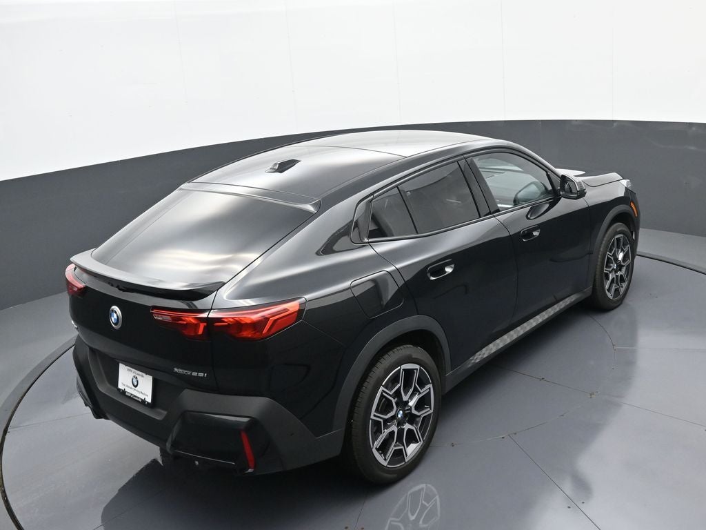 2025 BMW X2 xDrive28i