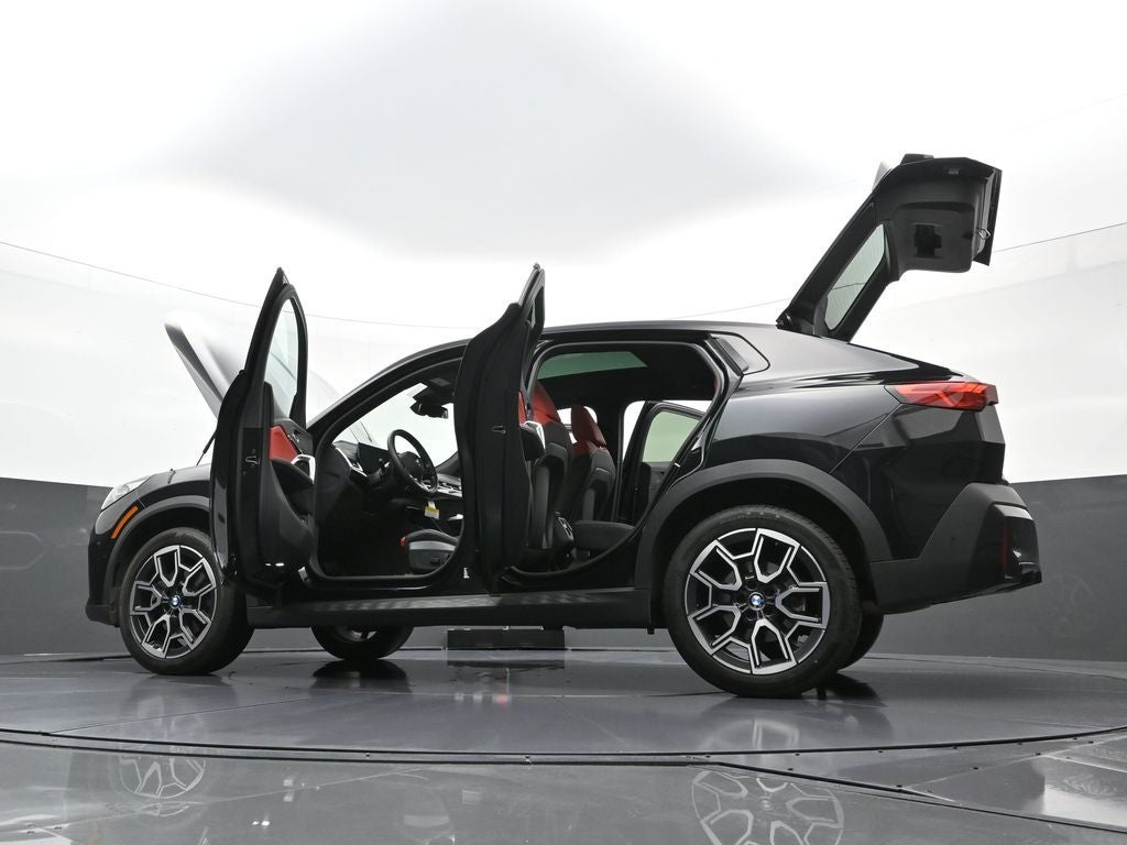 2025 BMW X2 xDrive28i