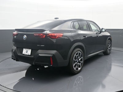 2025 BMW X2 xDrive28i