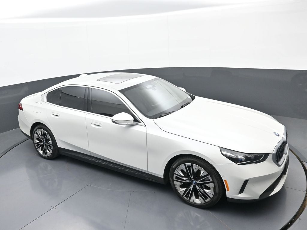 2024 BMW i5 eDrive40