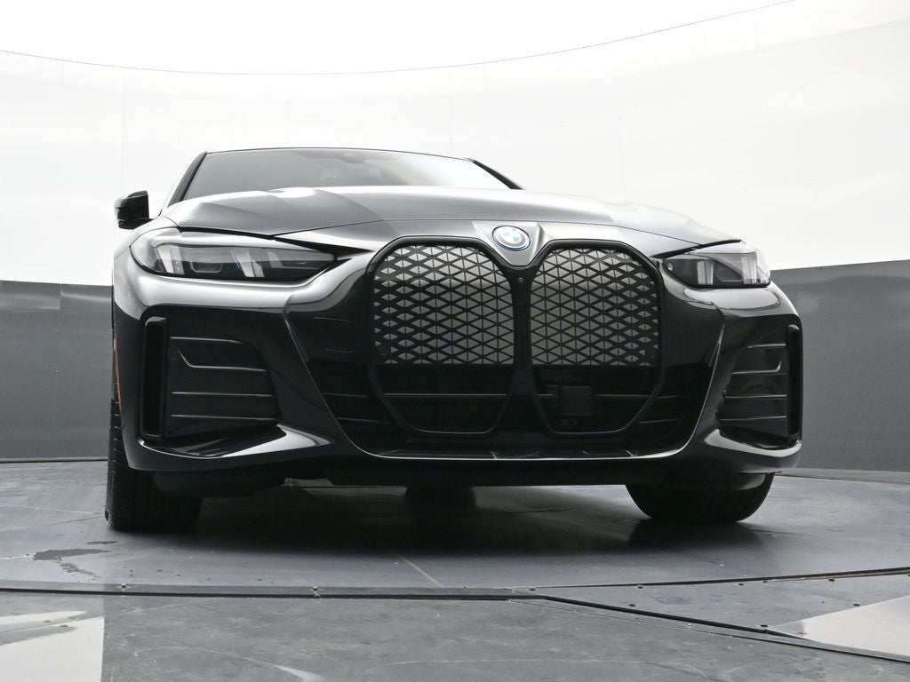 2025 BMW i4 xDrive40