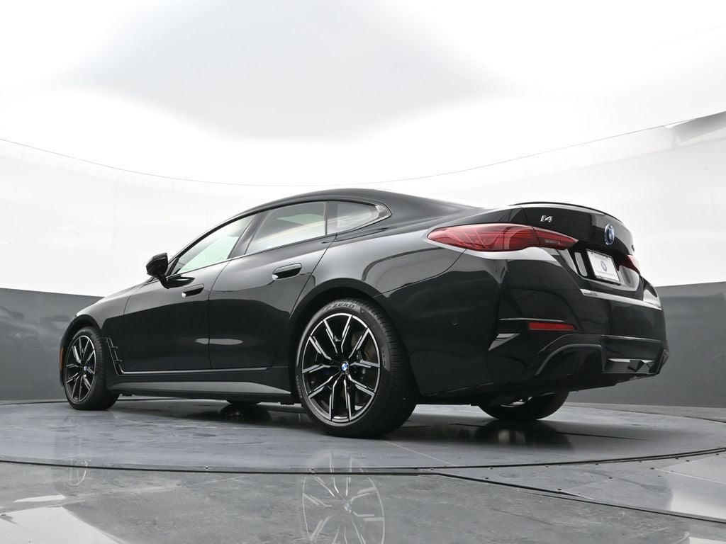 2025 BMW i4 xDrive40