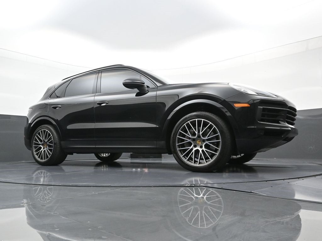 2023 Porsche Cayenne Base