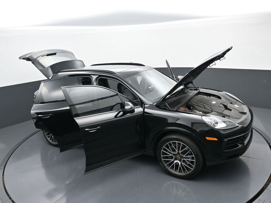 2023 Porsche Cayenne Base