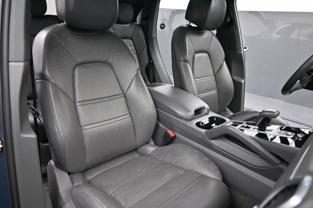 2019 Porsche Cayenne S