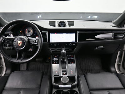 2023 Porsche Macan S