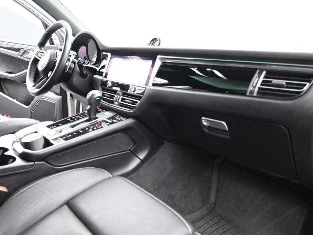 2023 Porsche Macan S