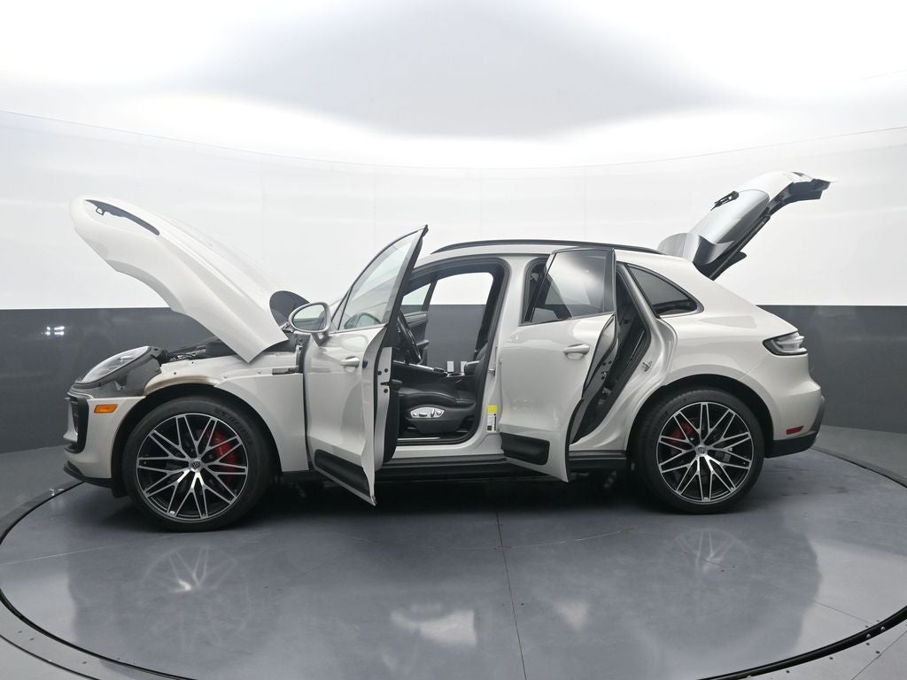 2023 Porsche Macan S