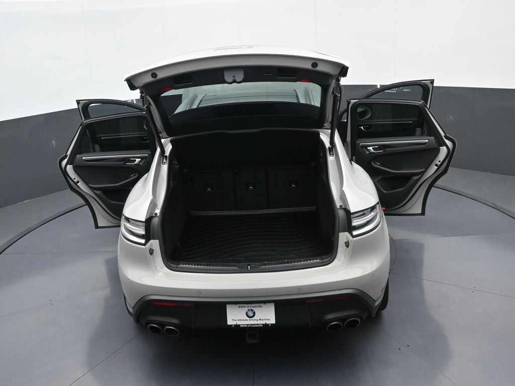 2023 Porsche Macan S