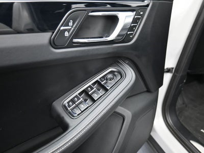 2023 Porsche Macan S