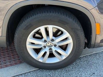 2016 Volkswagen Tiguan S 4Motion