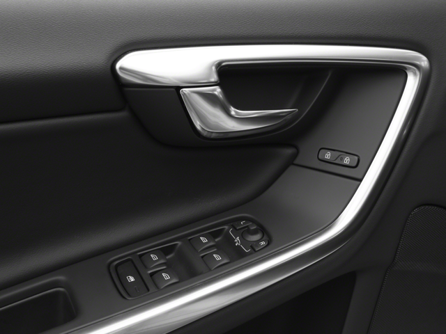 2015 Volvo S60 T6 R-Design Platinum