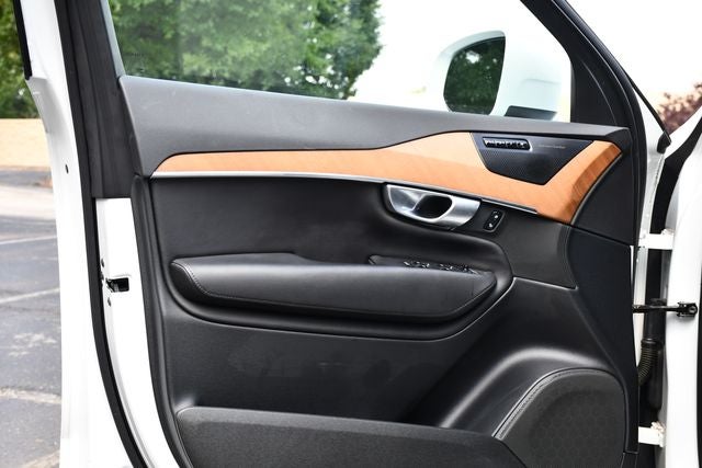 2023 Volvo XC90 B6 Plus 6-Seater