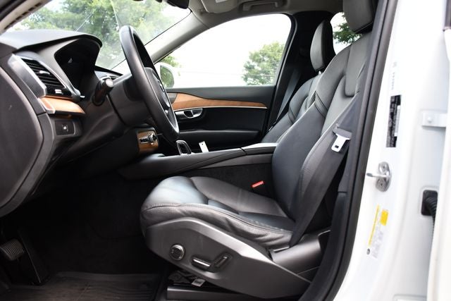 2023 Volvo XC90 B6 Plus 6-Seater
