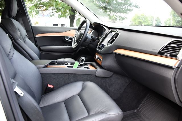 2023 Volvo XC90 B6 Plus 6-Seater