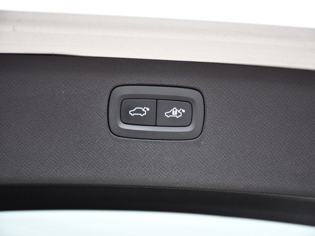 2025 Volvo XC90 B6 Plus 7-Seater 2025.5