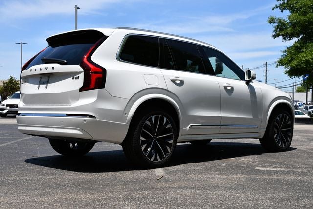 2026 Volvo XC90 B6 Plus 7-Seater