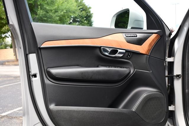 2023 Volvo XC90 B6 Plus 7-Seater
