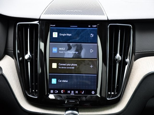 2022 Volvo XC60 B6 Inscription