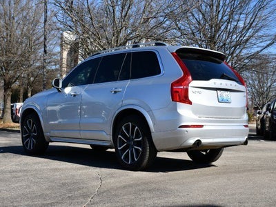 2018 Volvo XC90 T5 Momentum