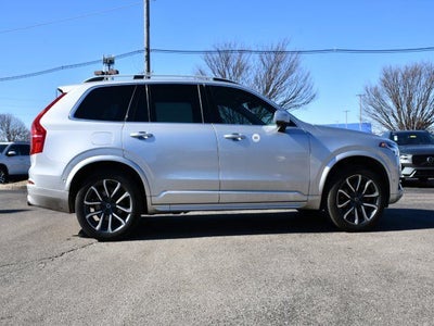 2018 Volvo XC90 T5 Momentum
