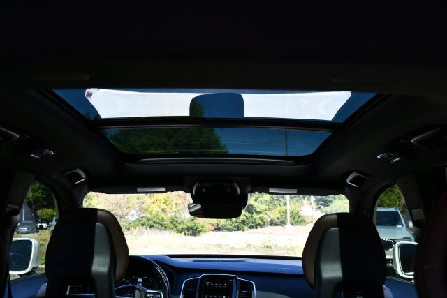 2022 Volvo XC90 T6 Momentum