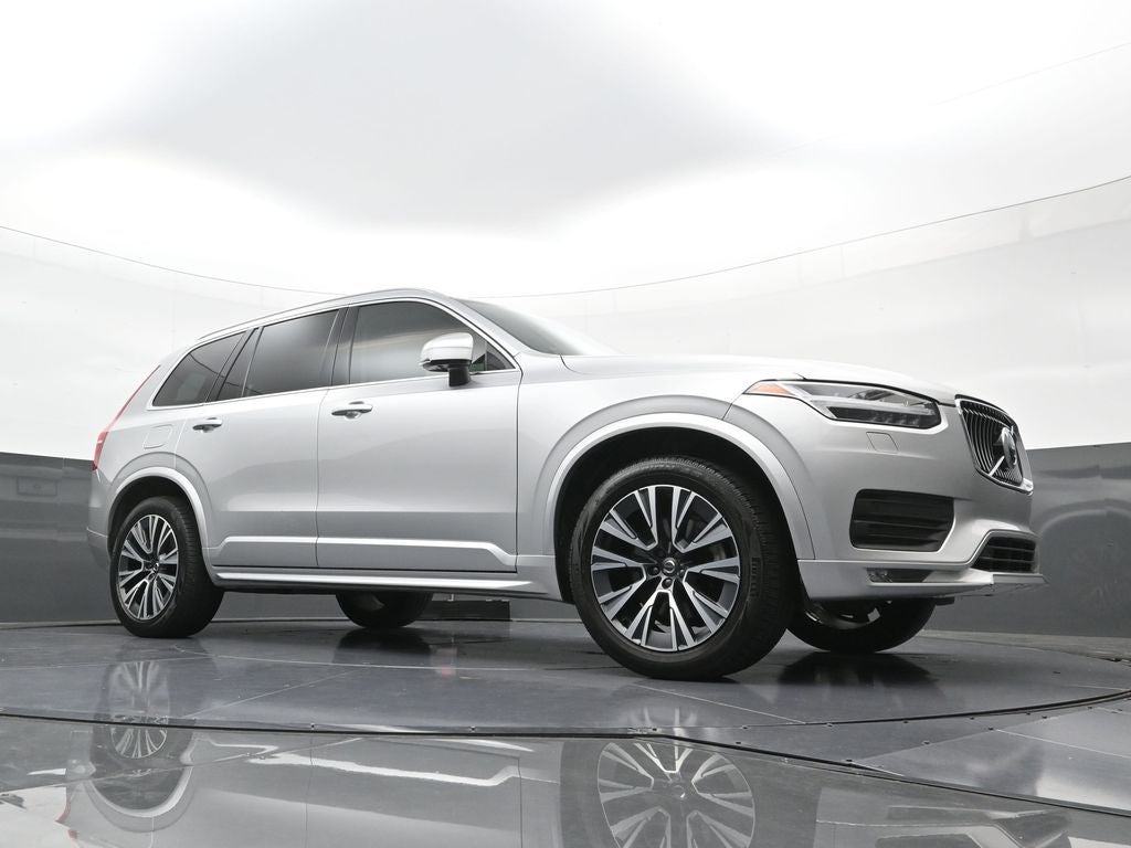 2022 Volvo XC90 Momentum