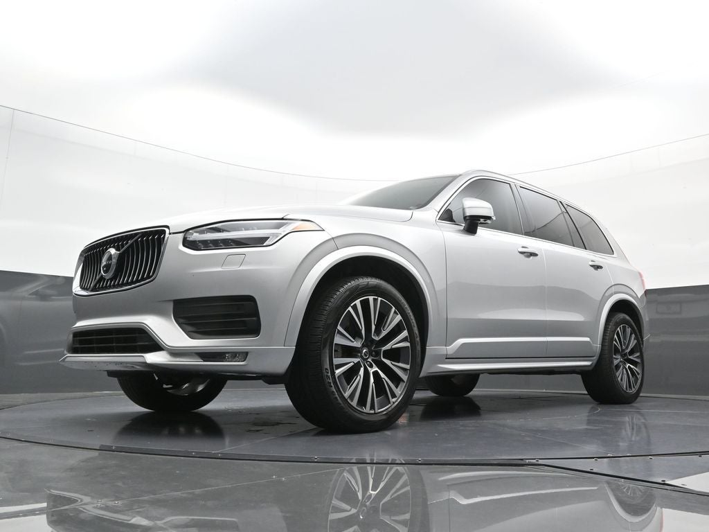 2022 Volvo XC90 Momentum