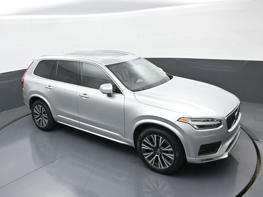2022 Volvo XC90 Momentum