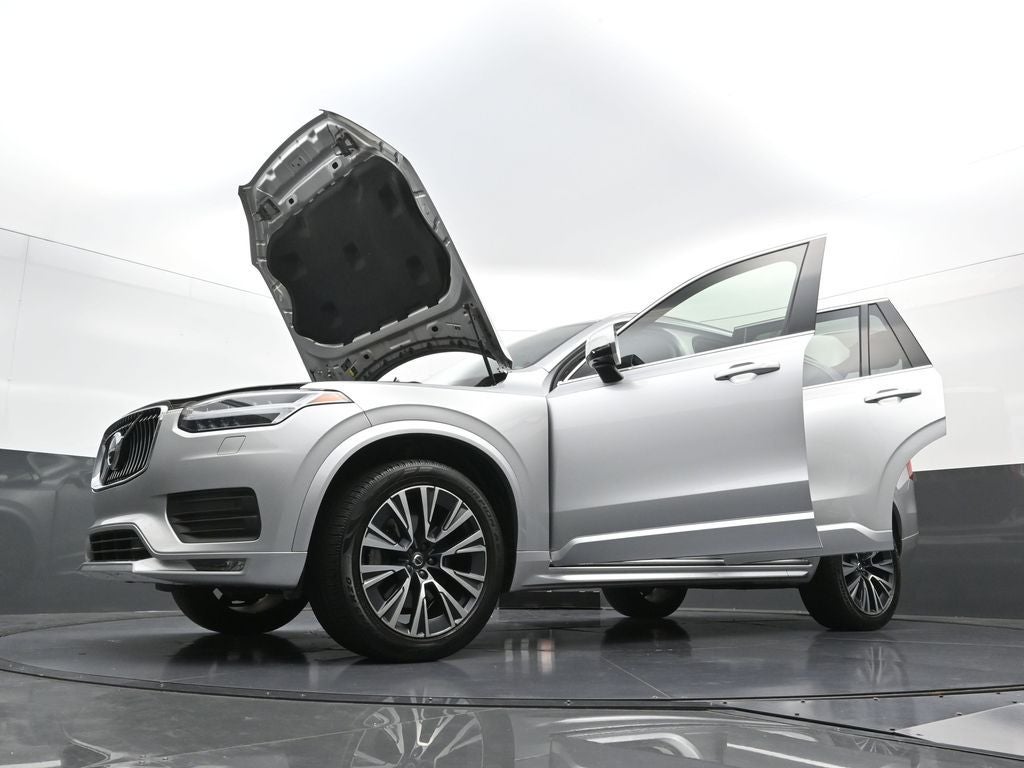 2022 Volvo XC90 Momentum