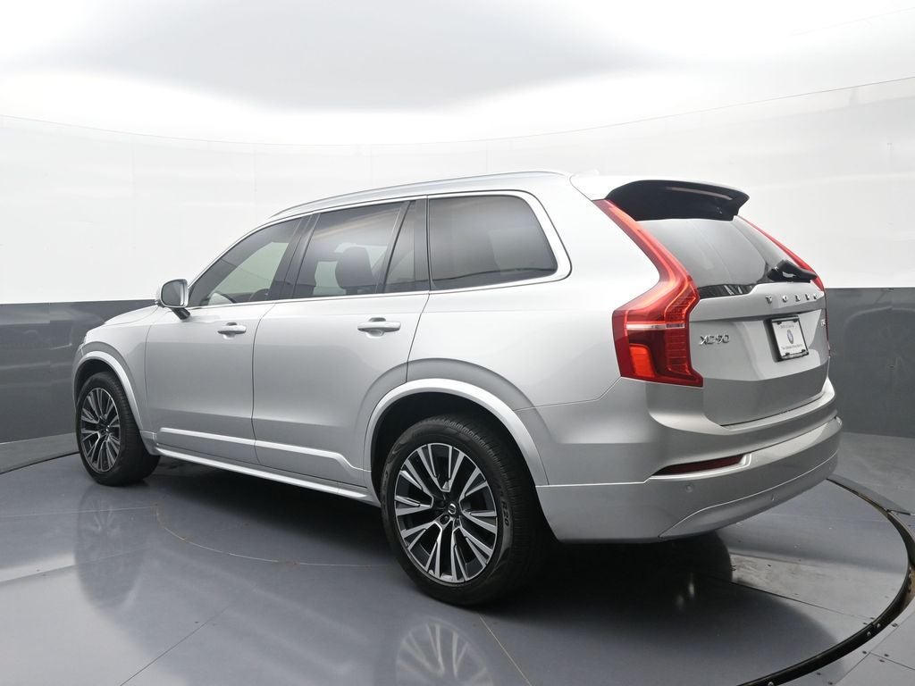 2022 Volvo XC90 Momentum