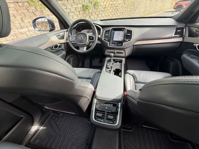 2022 Volvo XC90 T6 Inscription