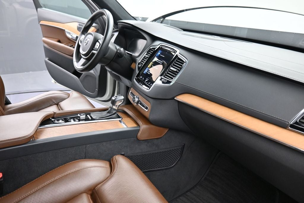2020 Volvo XC90 Inscription