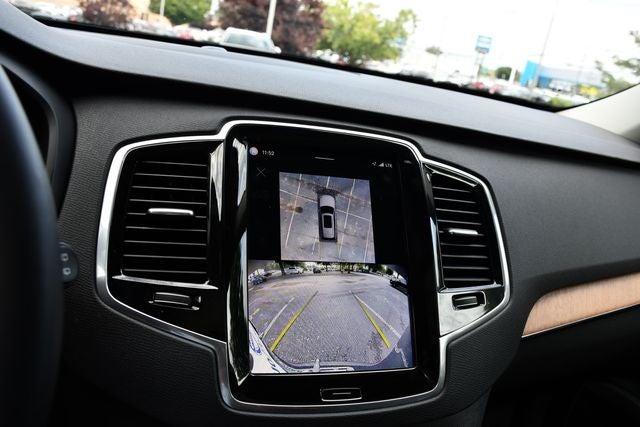 2024 Volvo XC90 Recharge Plug-In Hybrid T8 Plus Bright Theme 7 Passenger