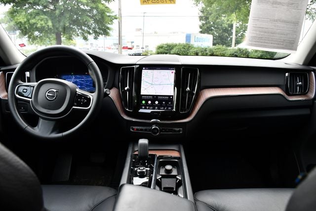 2024 Volvo XC60 Recharge Plug-In Hybrid T8 Plus Dark Theme