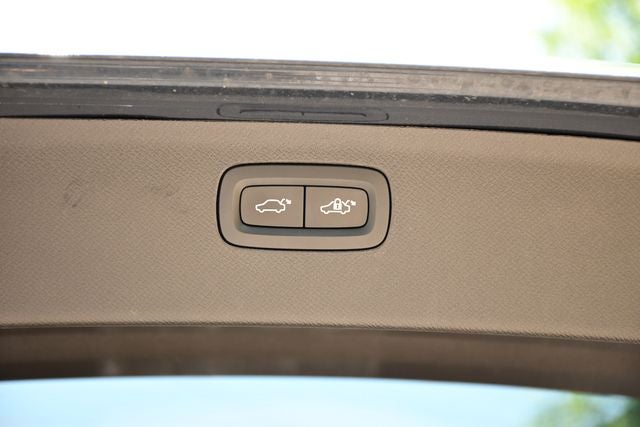 2025 Volvo XC90 Plug-In Hybrid T8 Ultra 7 Passenger