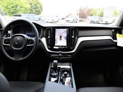 2025 Volvo XC60 Plug-In Hybrid T8 Plus