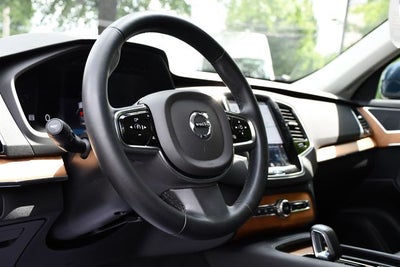 2023 Volvo XC90 B5 Plus