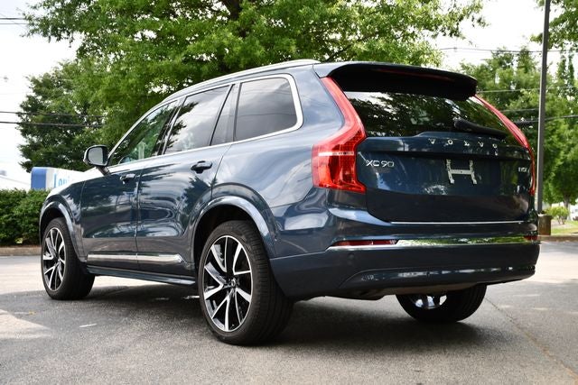 2023 Volvo XC90 B5 Plus