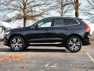 2022 Volvo XC60 B5 Inscription