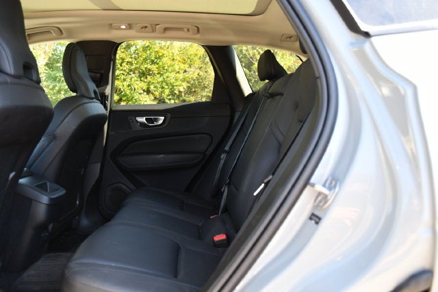 2024 Volvo XC60 B5 Plus Dark Theme