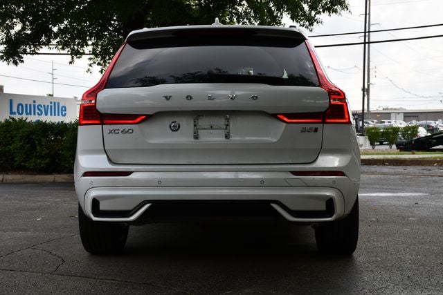2024 Volvo XC60 B5 Plus Dark Theme
